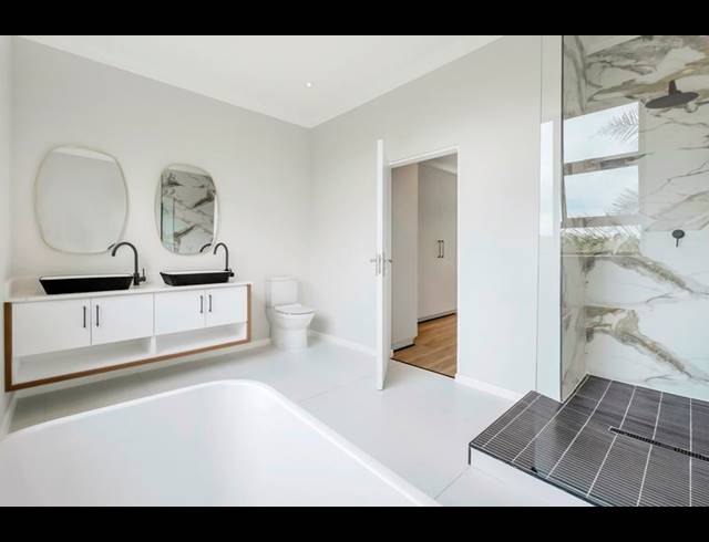 4 BEDROOM HOUSE FOR SALE IN BRYANSTON